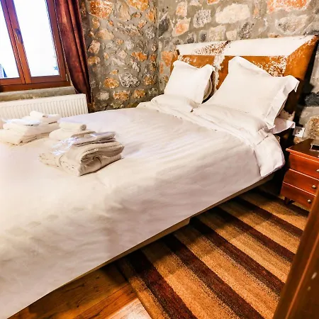 Alluring Holiday In Pella With Jacuzzi * Edessa